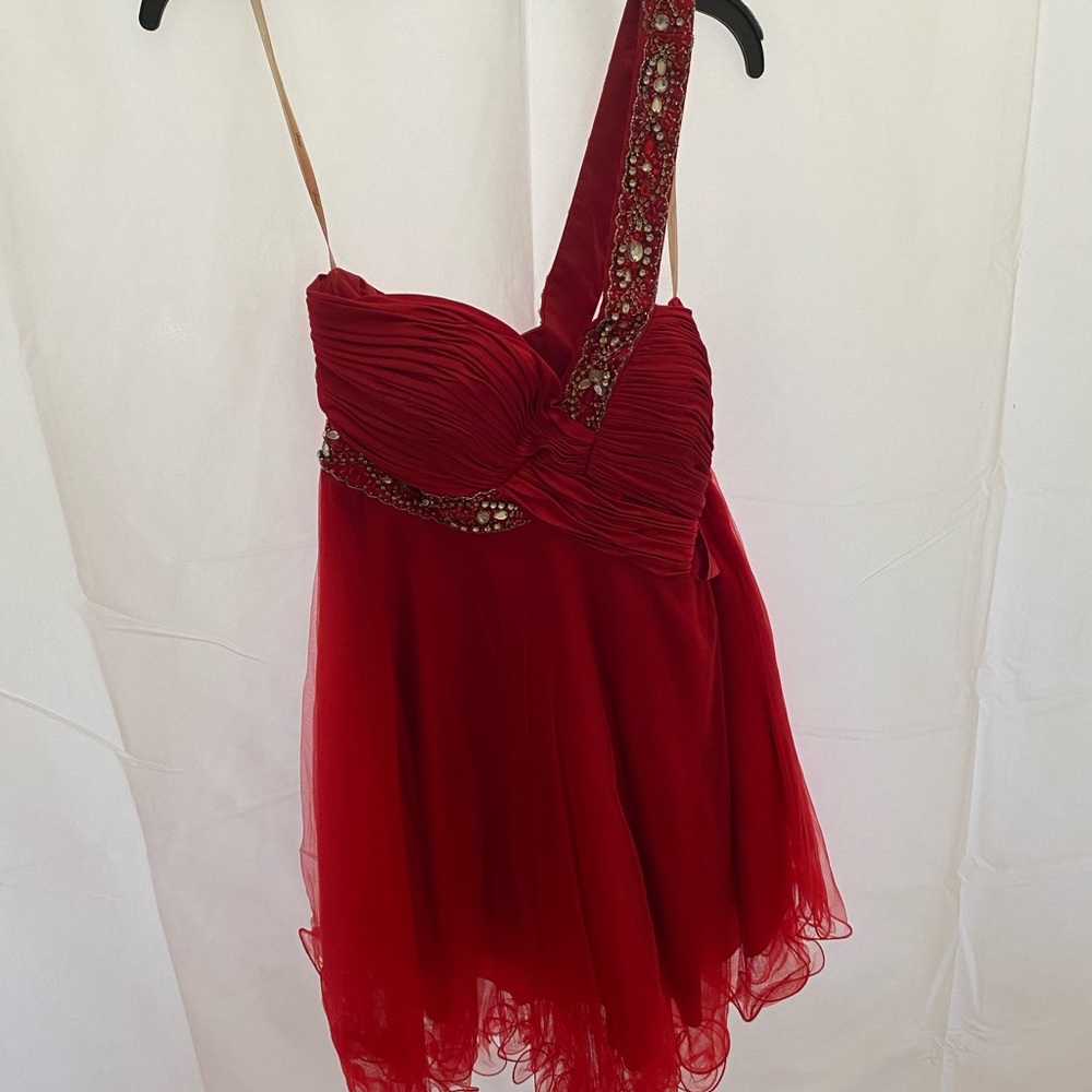 Red prom dress